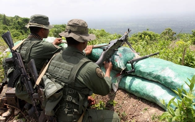 Giao tranh bùng phát tại khu vực biên giới Venezuela và Colombia